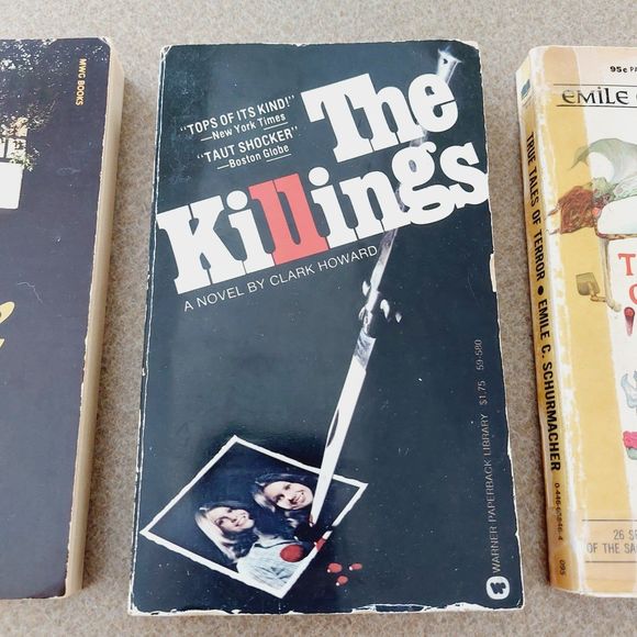 Vintage Horror Book Lot The Killings House of Evil True Tales of Terror Demonic - Picture 4 of 10